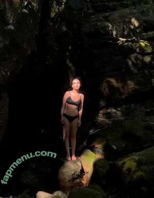 Klara Castanho / klarafgcastanho nude photo #0393