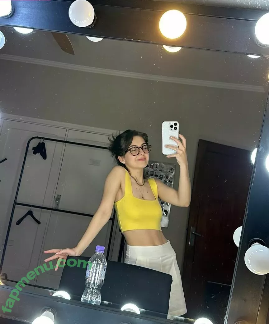 Klara Castanho nude photo #0013 (klarafgcastanho)