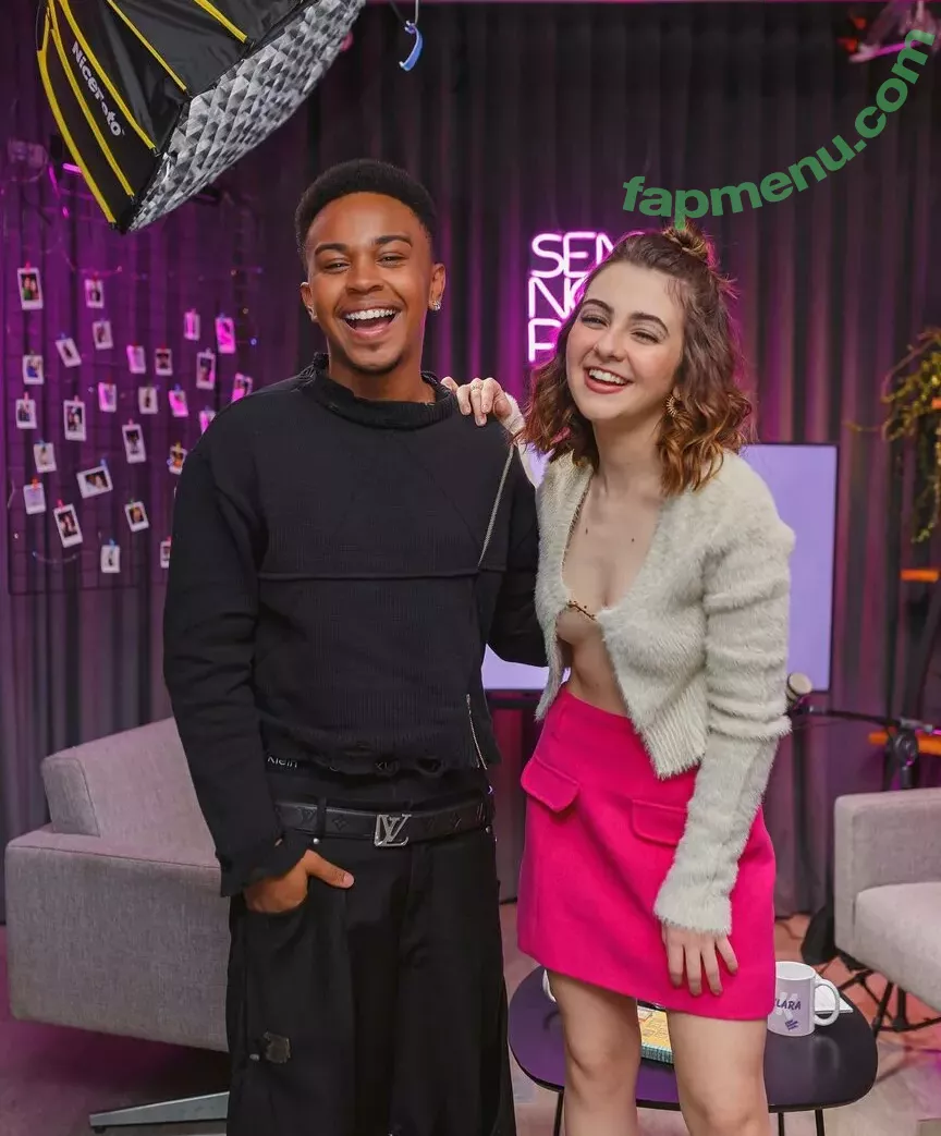 Klara Castanho nude photo #0019 (klarafgcastanho)