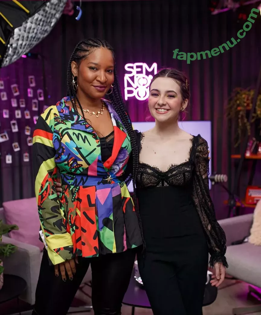 Klara Castanho nude photo #0028 (klarafgcastanho)