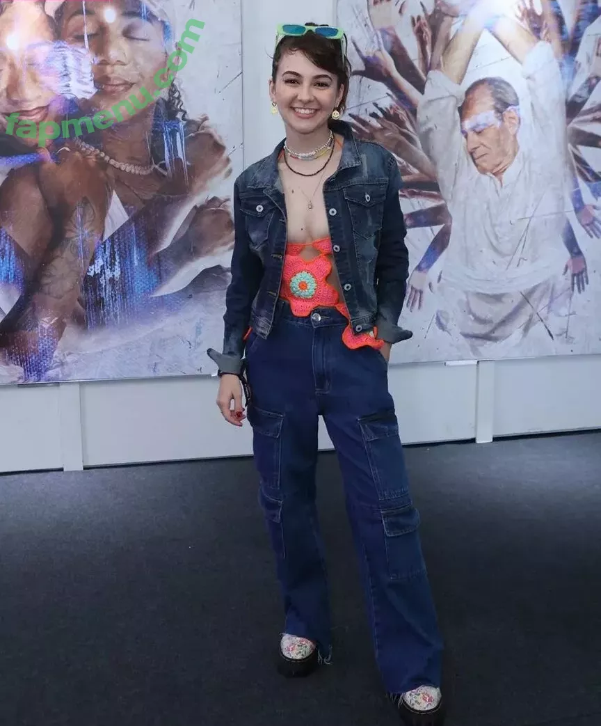 Klara Castanho nude photo #0033 (klarafgcastanho)