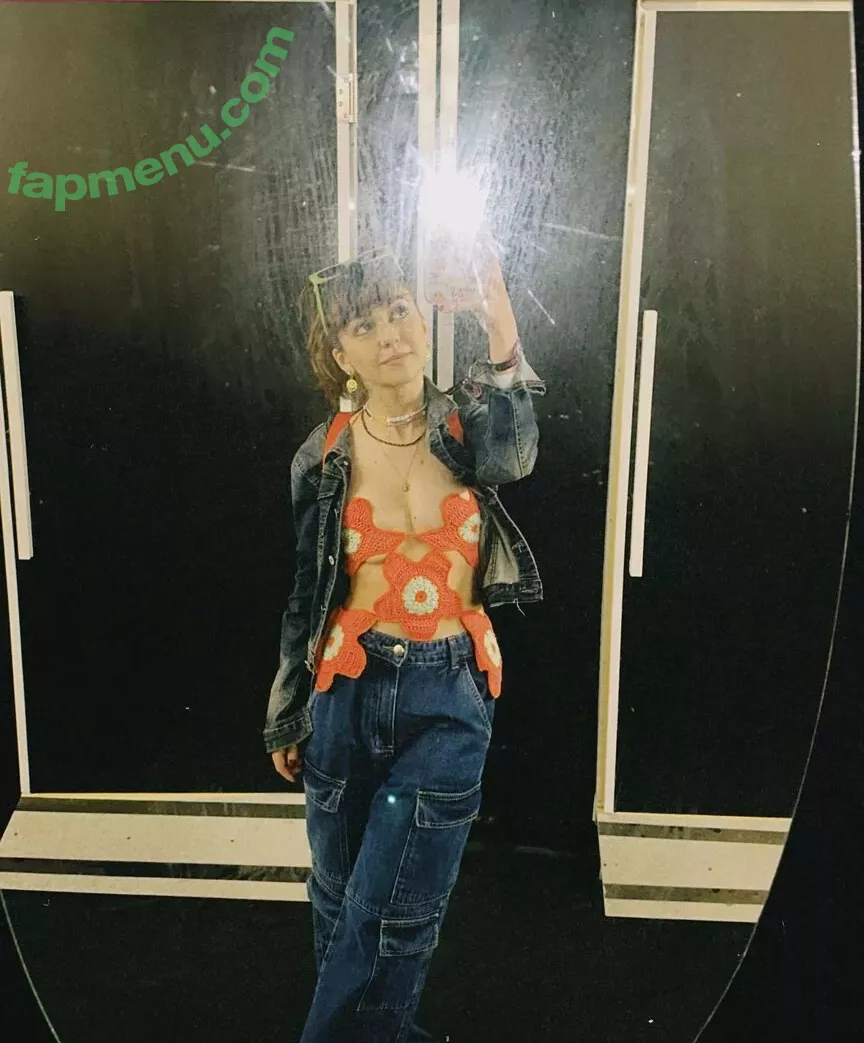 Klara Castanho nude photo #0035 (klarafgcastanho)