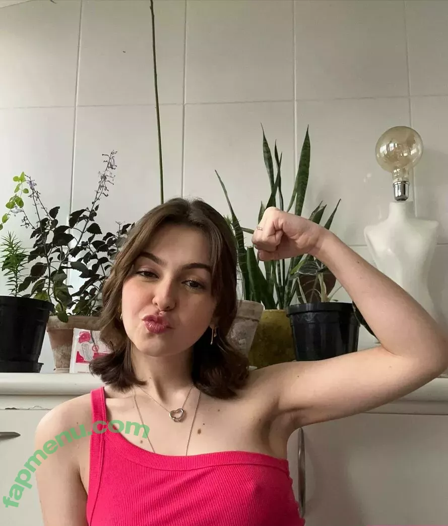 Klara Castanho nude photo #0051 (klarafgcastanho)