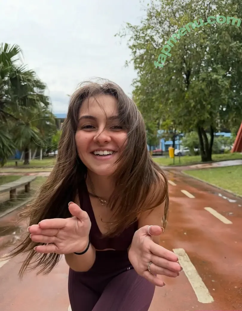 Klara Castanho nude photo #0339 (klarafgcastanho)