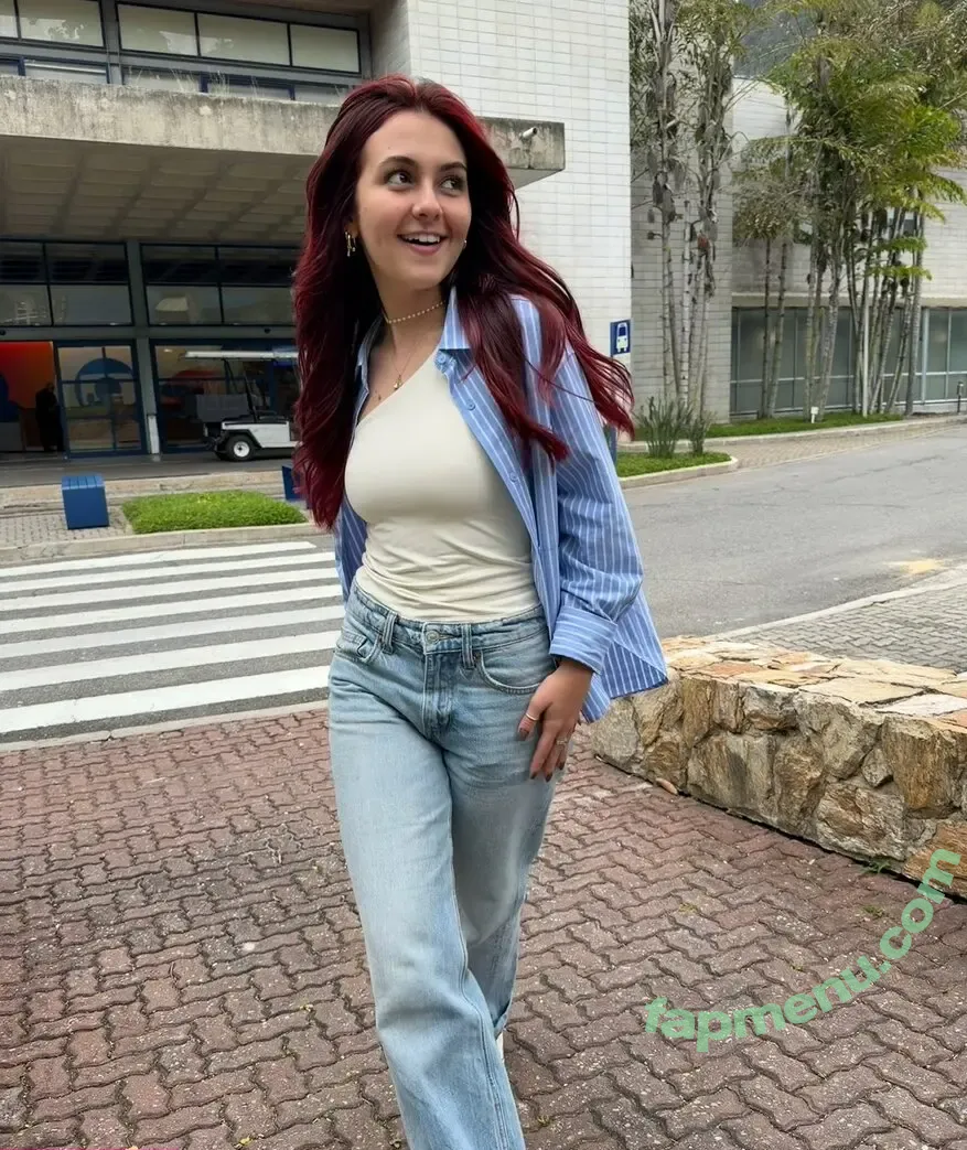 Klara Castanho nude photo #0362 (klarafgcastanho)