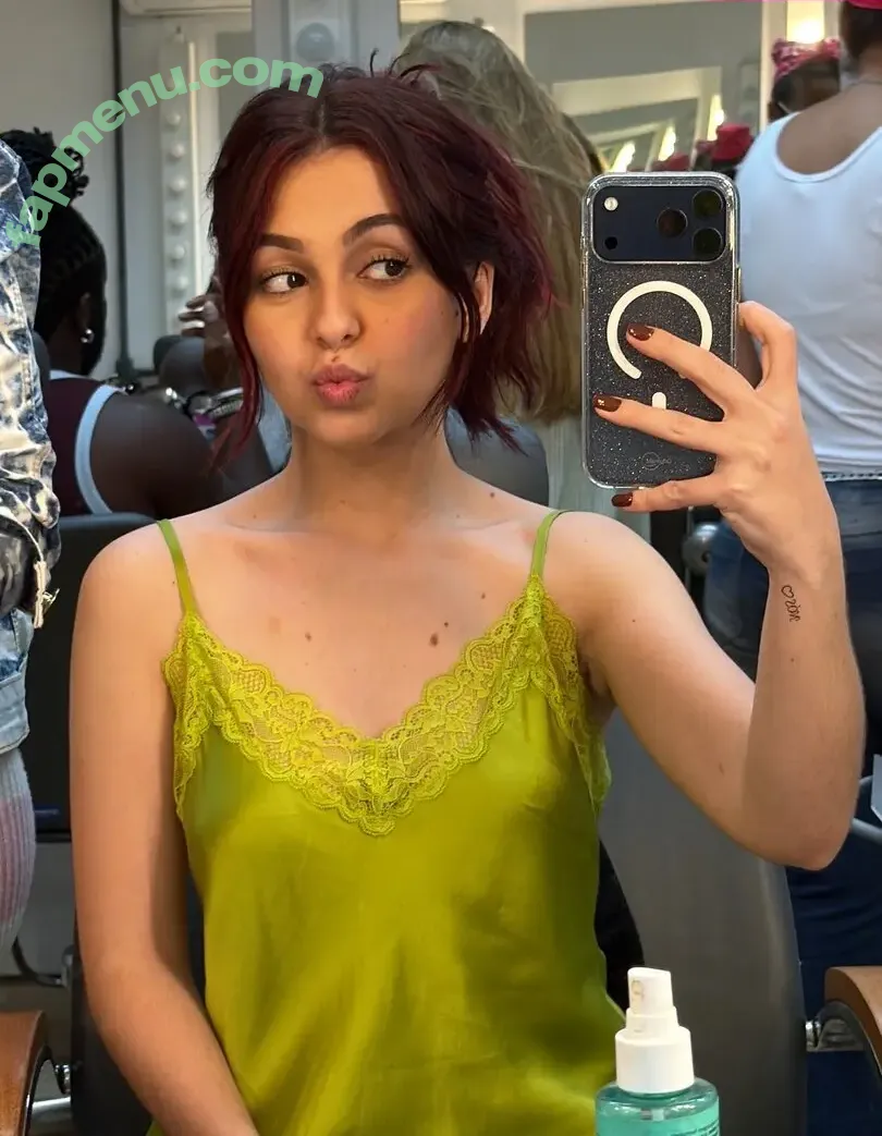 Klara Castanho nude photo #0372 (klarafgcastanho)