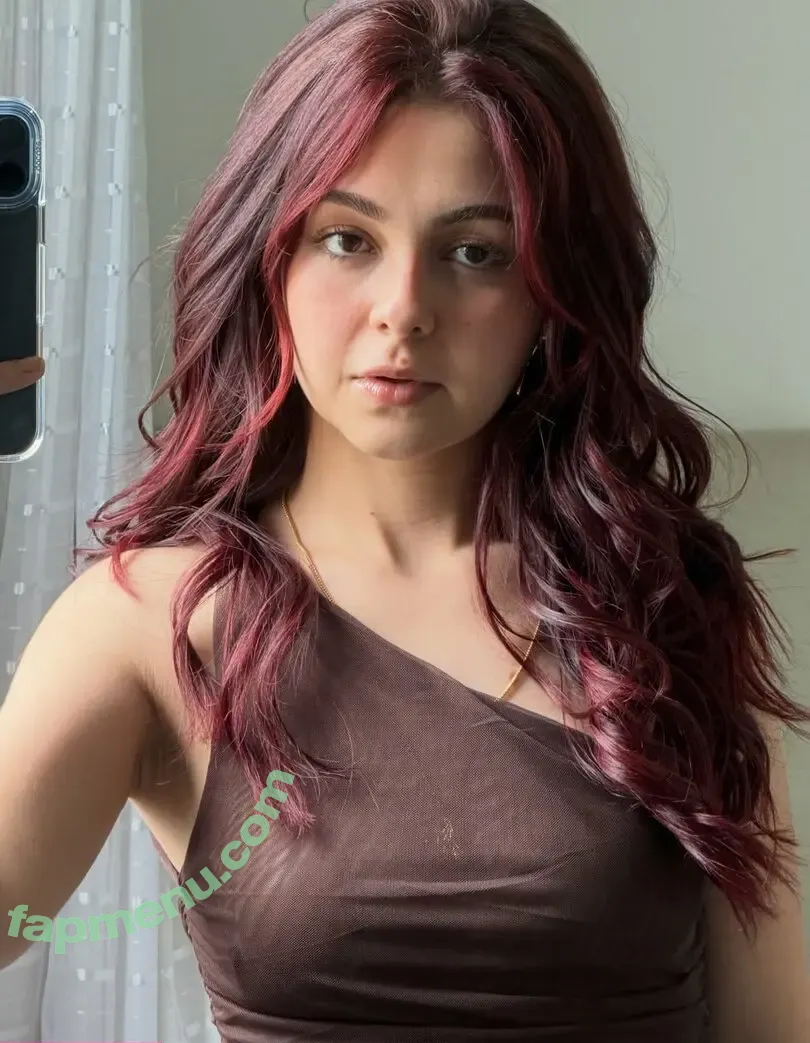 Klara Castanho nude photo #0382 (klarafgcastanho)