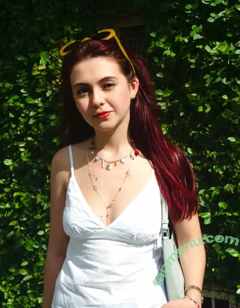 Klara Castanho nude photo #0397 (klarafgcastanho)