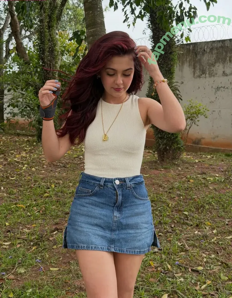 Klara Castanho nude photo #0415 (klarafgcastanho)