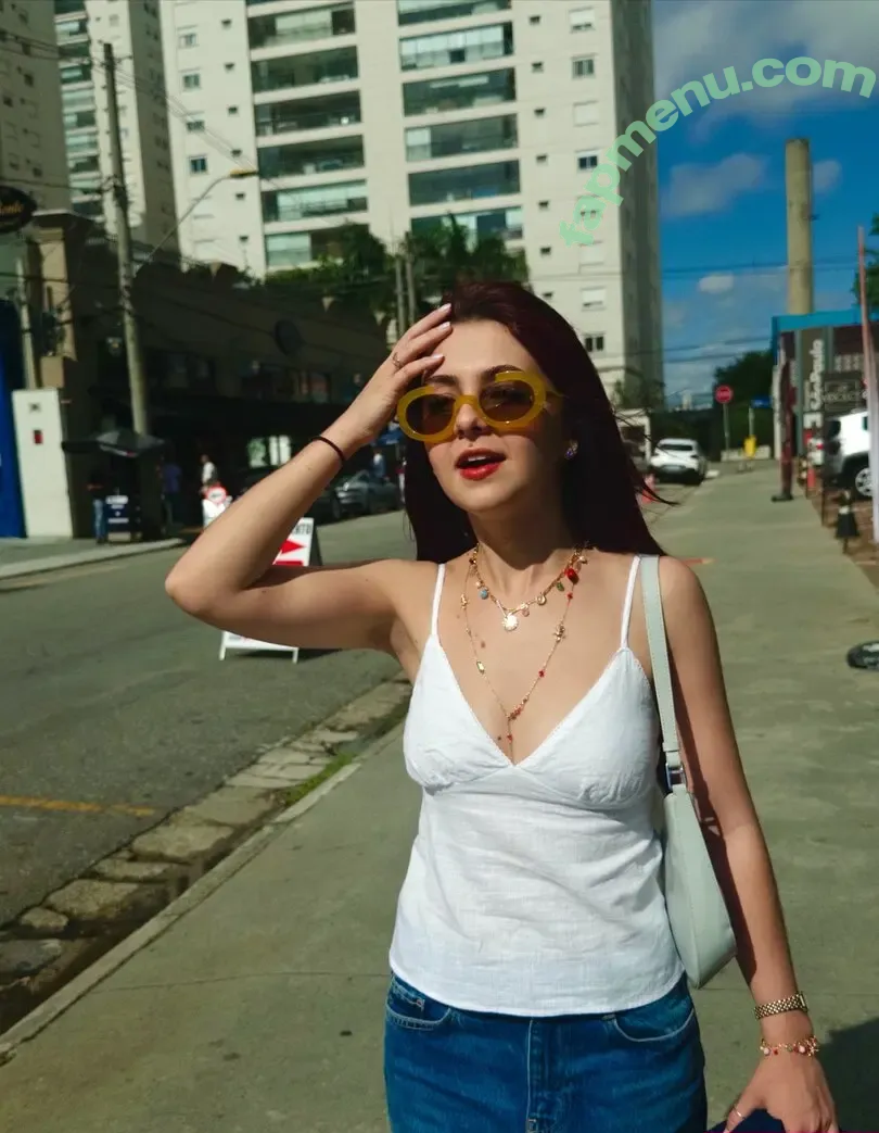 Klara Castanho nude photo #0417 (klarafgcastanho)