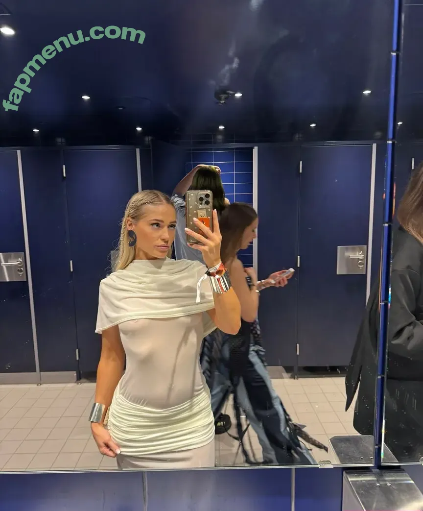 Klara Hammarstrom nude photo #0062 (Hammarstrom / klarahammarstromm)