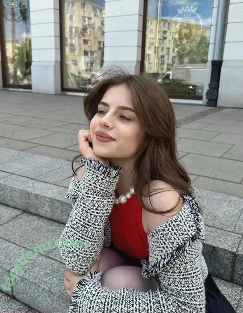 klaryys nude photo #0014 (klaryyss)