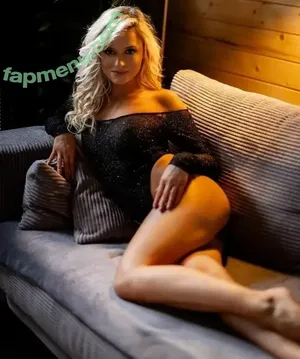 Klaudia Gromczak / nicoleclodin nude photo #0009