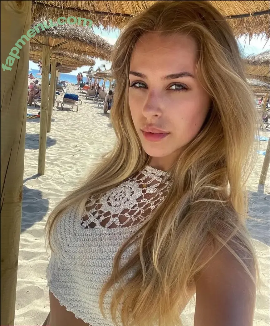 Klaudia Kroczek nude photo #0022 (kroczka / kroczkaa)