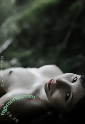 Kleine_Seras nude photo #0019