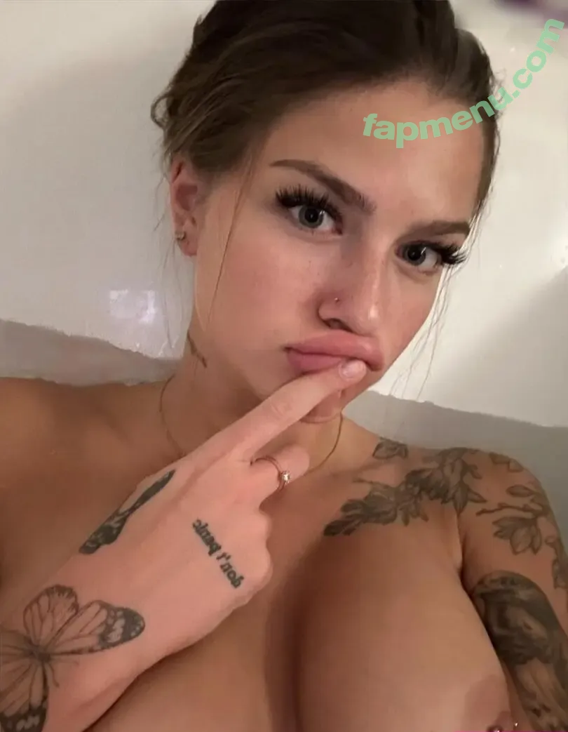 Kleinemausalex nude photo #0072 (Kleinemausalex)