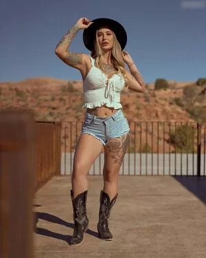 Kleio Valentien / KleioValentien / kleioxxx nude photo #0063