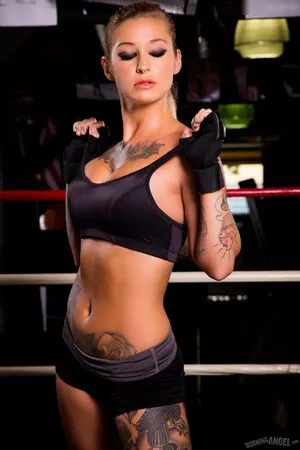 Kleio Valentien / KleioValentien / kleioxxx nude photo #0198