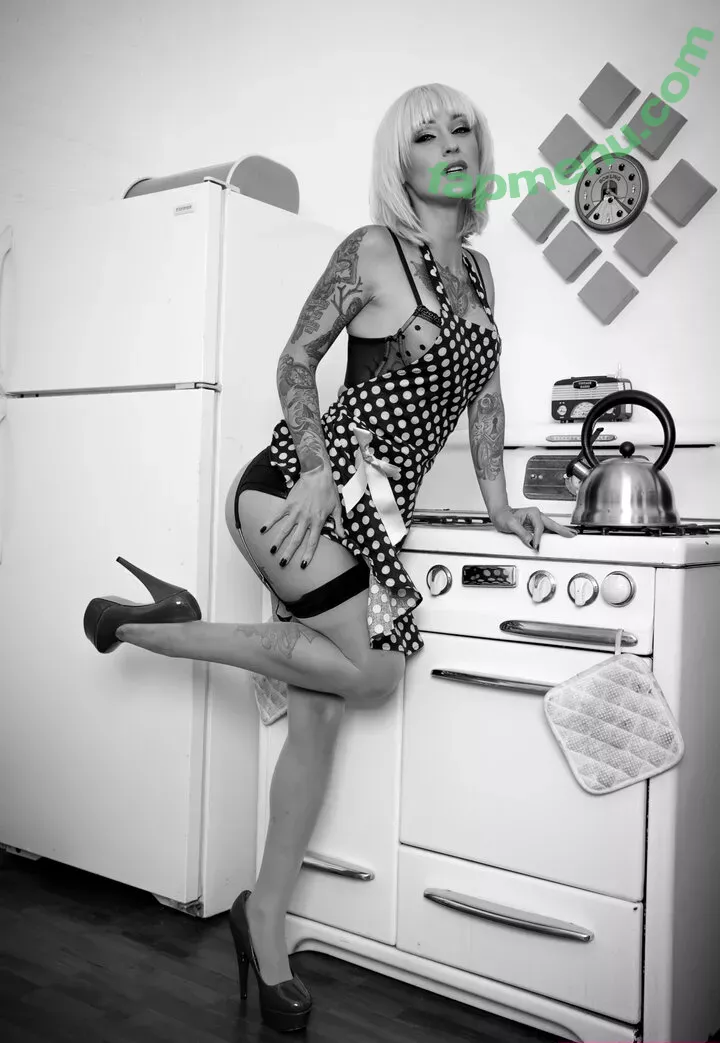 Kleio Valentien nude photo #0291 (KleioValentien / kleioxxx)