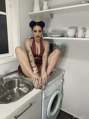 kleopwtrx / imkkleeo nude photo #0370