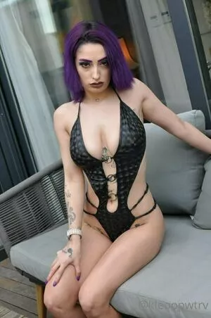 kleopwtrx / imkkleeo nude photo #0535