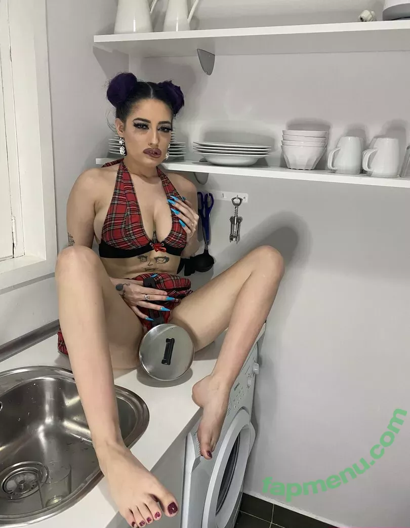 kleopwtrx nude photo #0126 (kleeoopwtrx / kleoopwtrx)