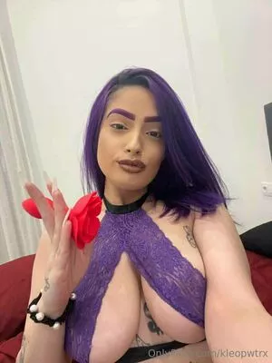 kleopwtrx / imkkleeo nude photo #1242