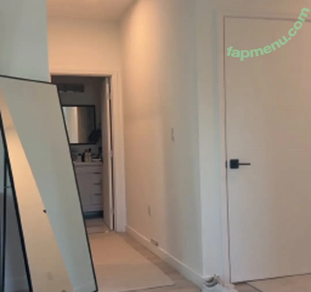 Kloe Love nude photo #0080 (kloelovessyou / kloelovesyou)