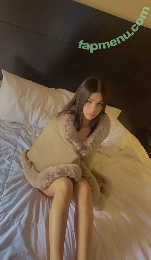 kloilovely nude photo #0022 (kloilovely)