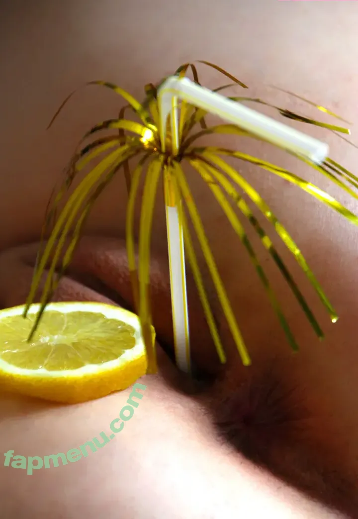 Knallbonbon nude photo #0096 (Knallbonbon)