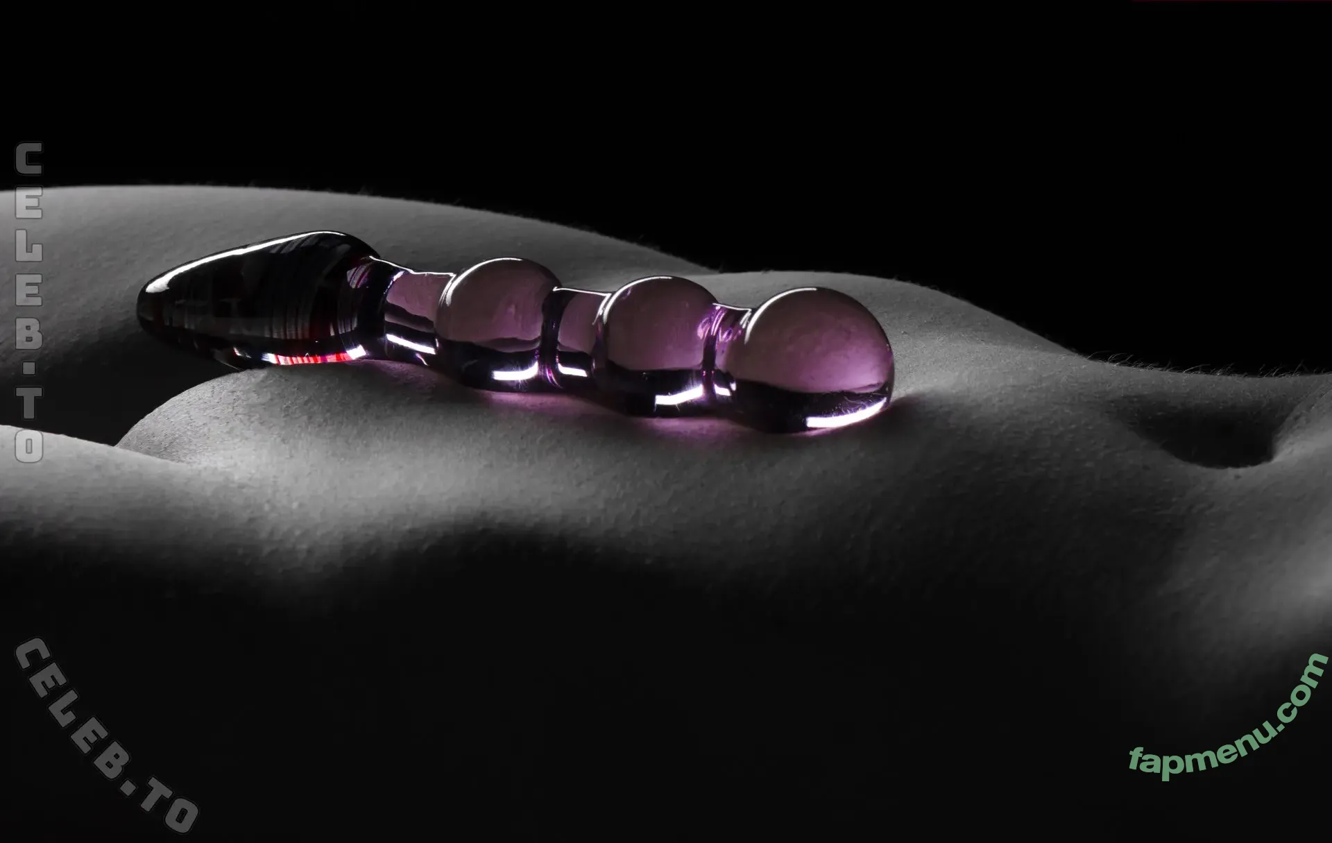 Knallbonbon nude photo #0191 (KBonbon_Privat / profile)