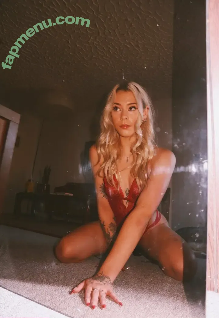 knifegrlfriend nude photo #0169 (knifegrlfriend)