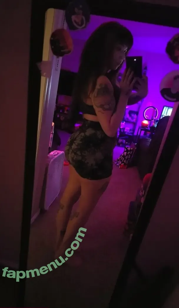 Knives nude photo #0023 (Knives_x)