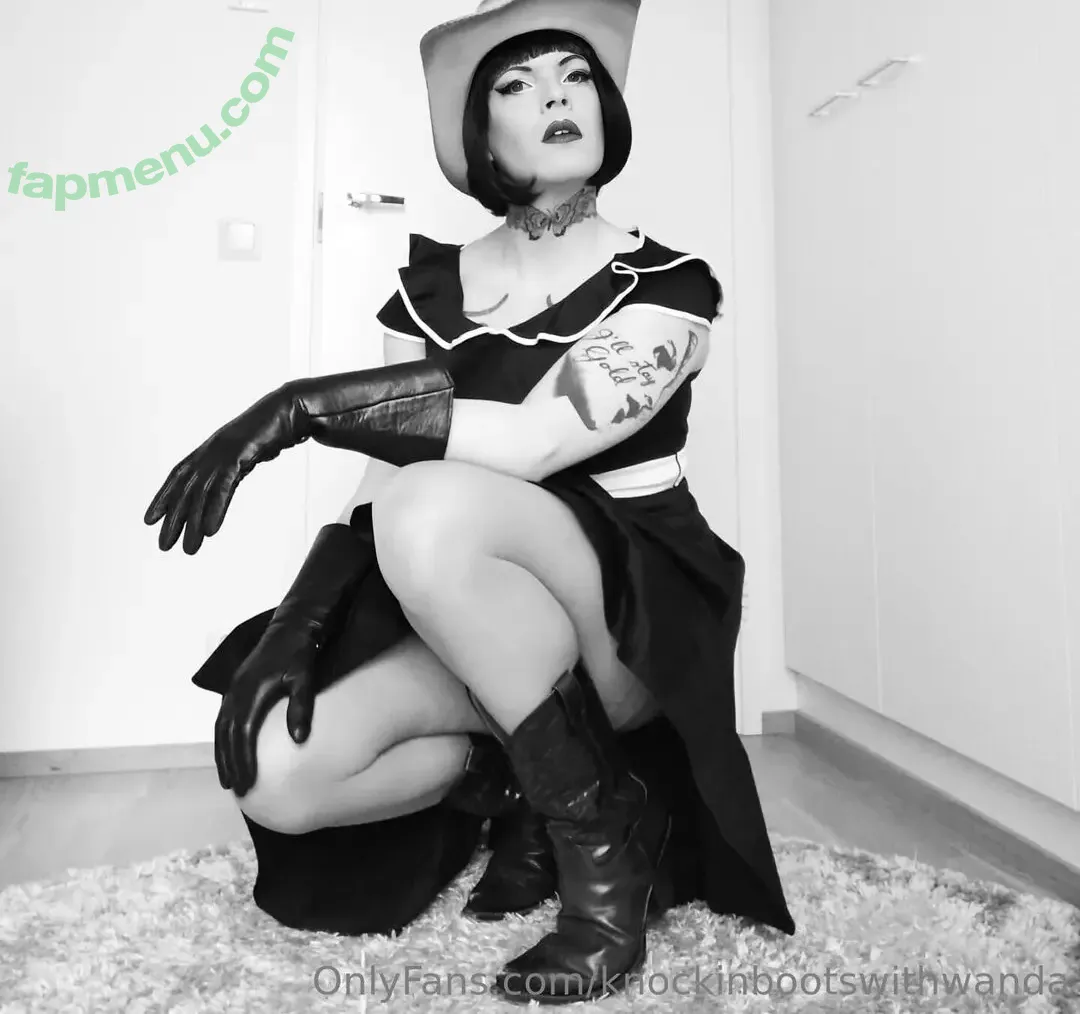 knockinbootswithwanda nude photo #0019 (knockinbootswithwanda)