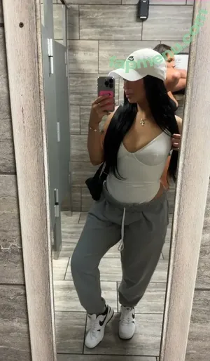 knockoffmegfox / Dessie nude photo #0025