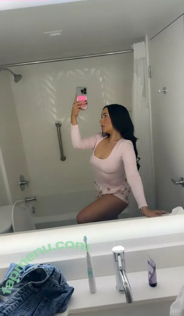 knockoffmegfox nude photo #0029 (Dessie)