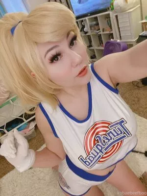 Kobaebeefboo nude photo #0462