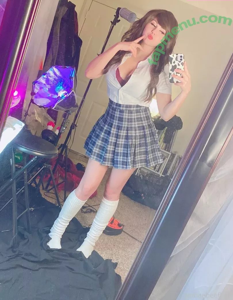 Kobaebeefboo nude photo #0414 (Kobaebeefboo)