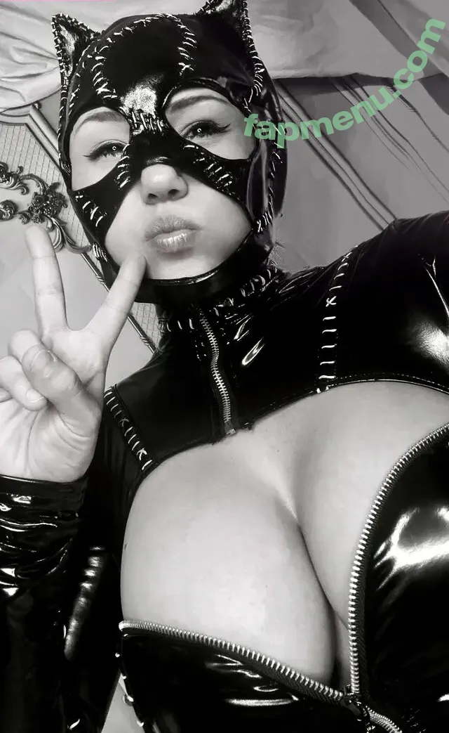Kobaebeefboo nude photo #2236 (Kobaebeefboo)