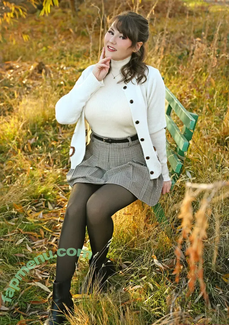 Kobaebeefboo nude photo #2594 (Kobaebeefboo)