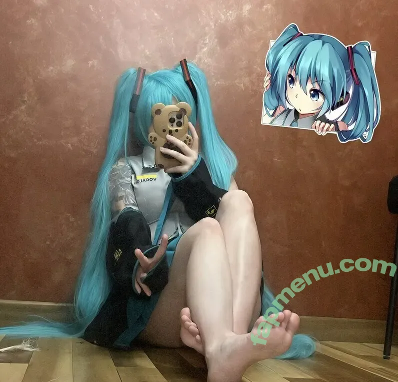 Kodes nude photo #0017 (kodes_ / togehpi)