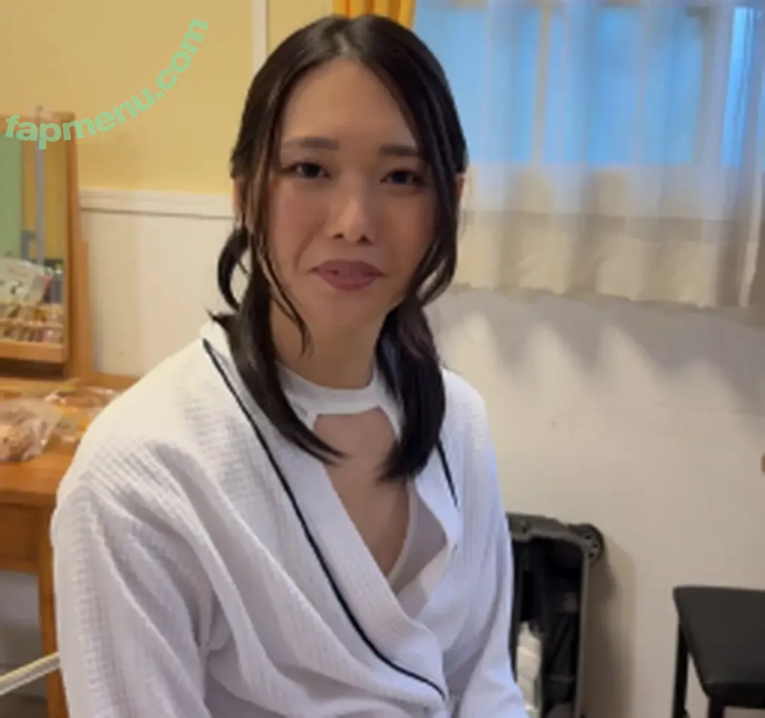Koharu Miike nude photo #0006 (Koharu Miike)