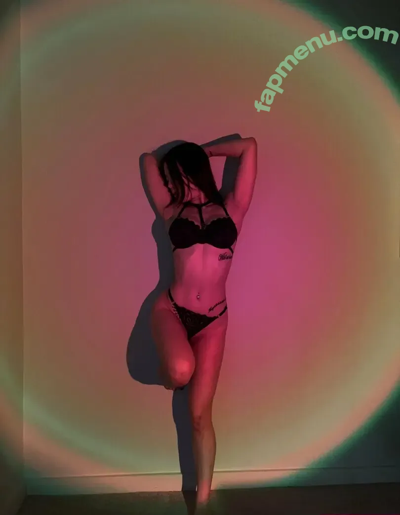 koko.yamada nude photo #0013 (coco_ymda)