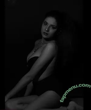 Komal Sethi / komal.sethi nude photo #0011