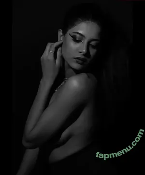 Komal Sethi / komal.sethi nude photo #0015