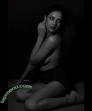 Komal Sethi / komal.sethi nude photo #0019