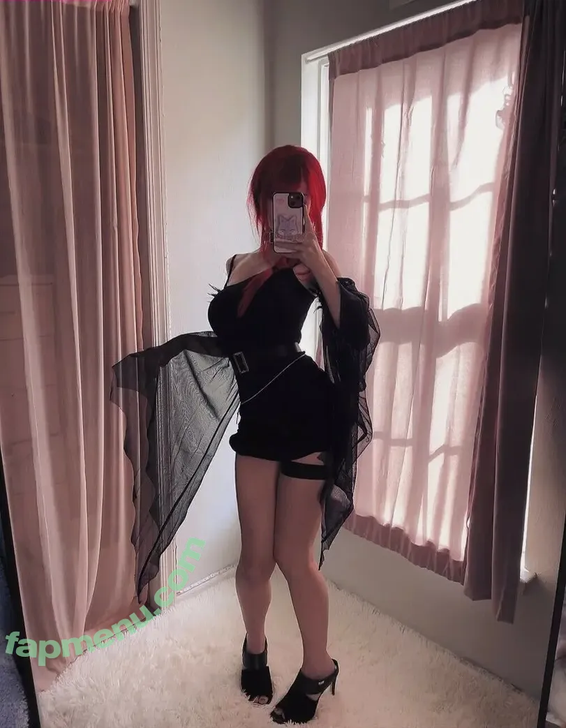 komocos nude photo #0034 (komocodance / u192847368)