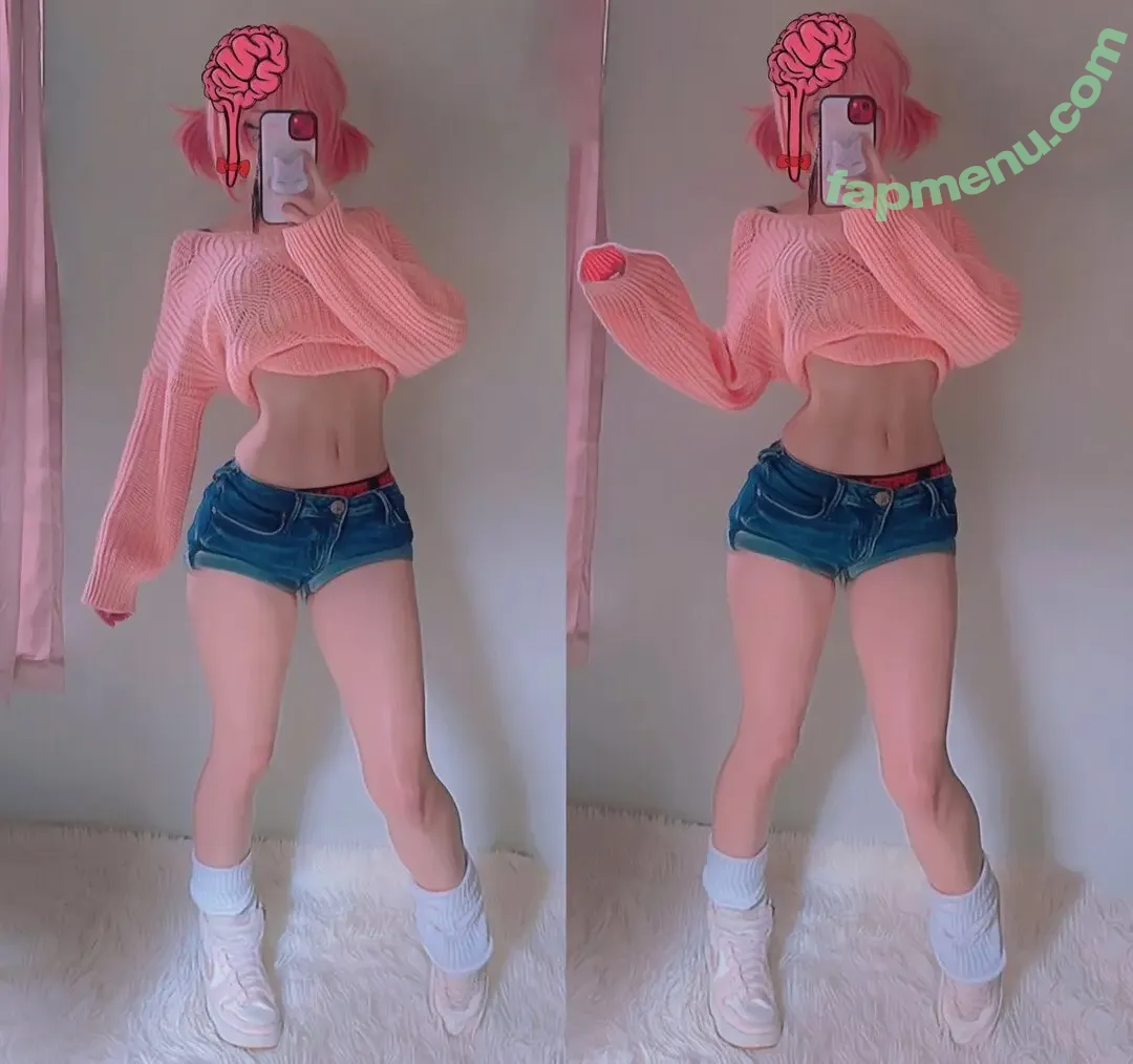 komocos nude photo #0039 (komocodance / u192847368)