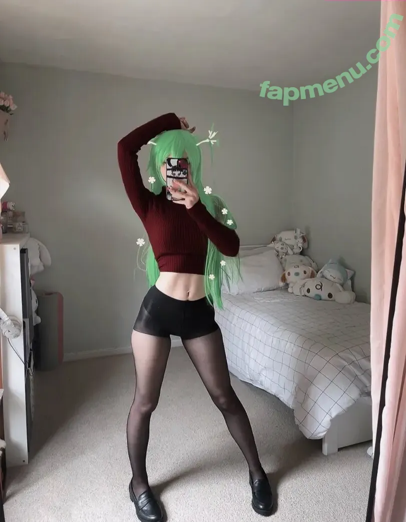 komocos nude photo #0051 (komocodance / u192847368)
