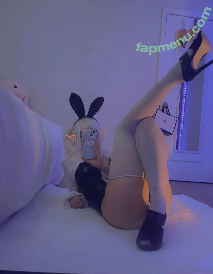 komocos nude photo #0079 (komocodance / u192847368)